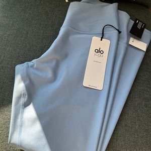 Alo 7/8 High-Waist Airlift Legging- large